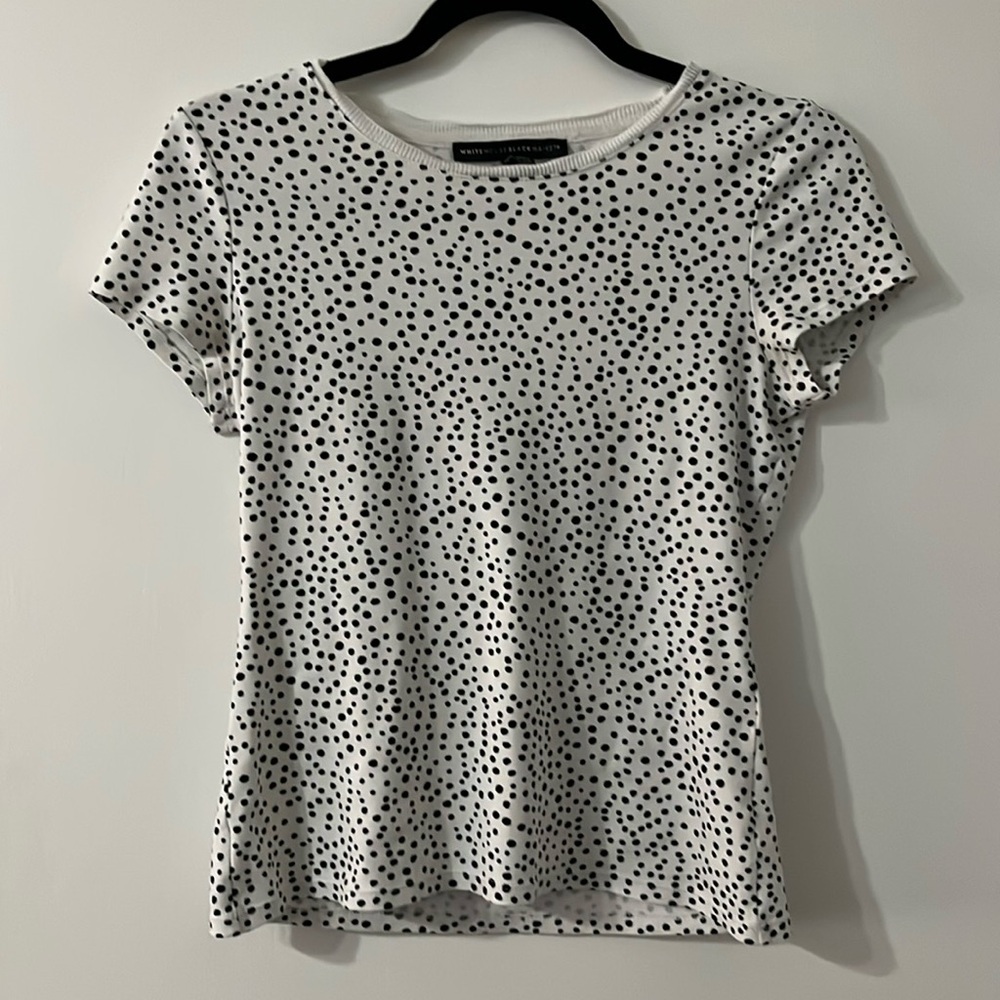 White House Black Market Polka Dot Fitted Crew Top XS